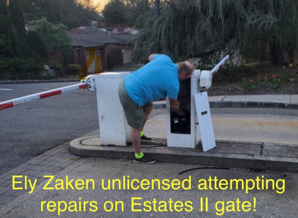 Estates II Residents Club Community in Manhasset, NY