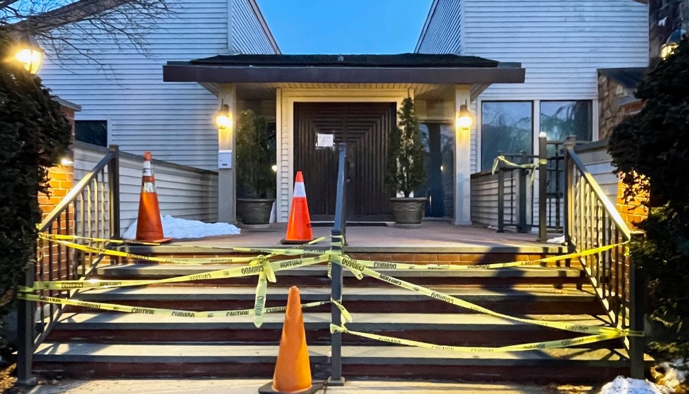 Estates II Residents Club Community in Manhasset, NY