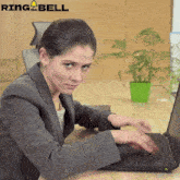 oYQywKrJ04UrHMkZ.gif